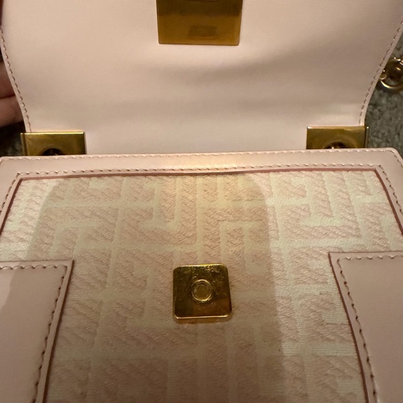 Balmain 1945 Jacquard Monogram pink bag. Used once - Picture 4 of 9